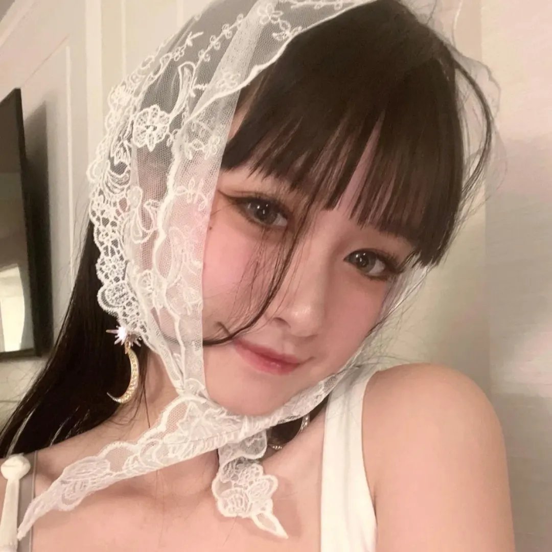飘动的红丝带